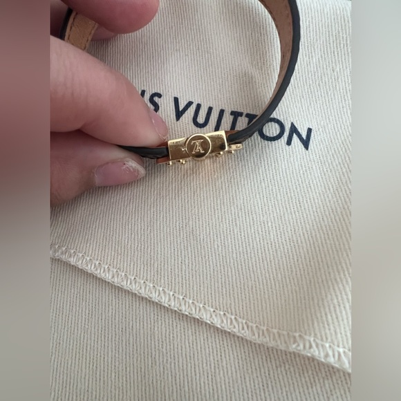 Louis Vuitton Bracelet - Picture 5 of 7